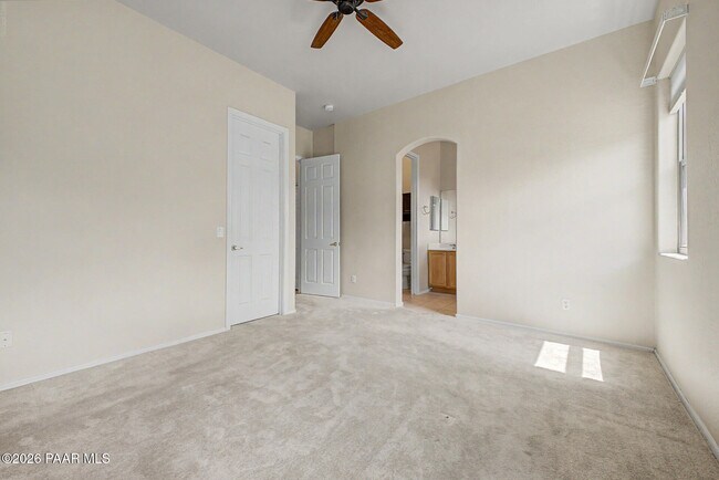 Building Photo - 6747 E Kilkenny Pl