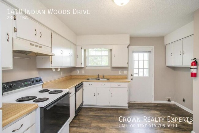 Building Photo - 1410 Indian Woods Dr