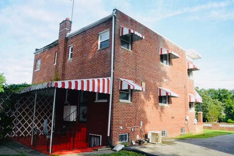 Building Photo - 5703 18th Ave