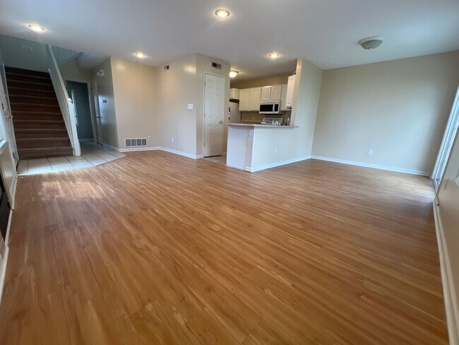 Building Photo - PRICE REDUCTION Available July 2026! Monthly rent $1,700