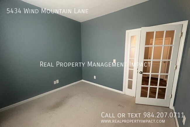Building Photo - 5434 Wind Mountain Ln