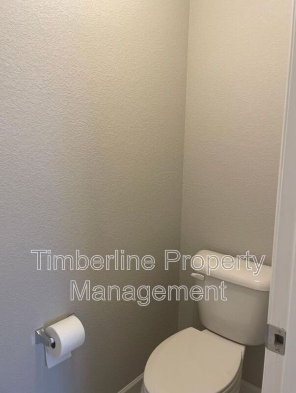 Building Photo - 4039 Meron Pt