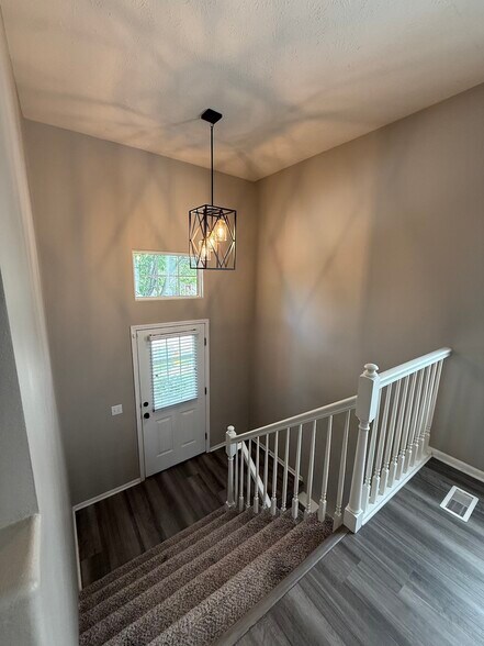 Building Photo - 5144 N 144th Ct