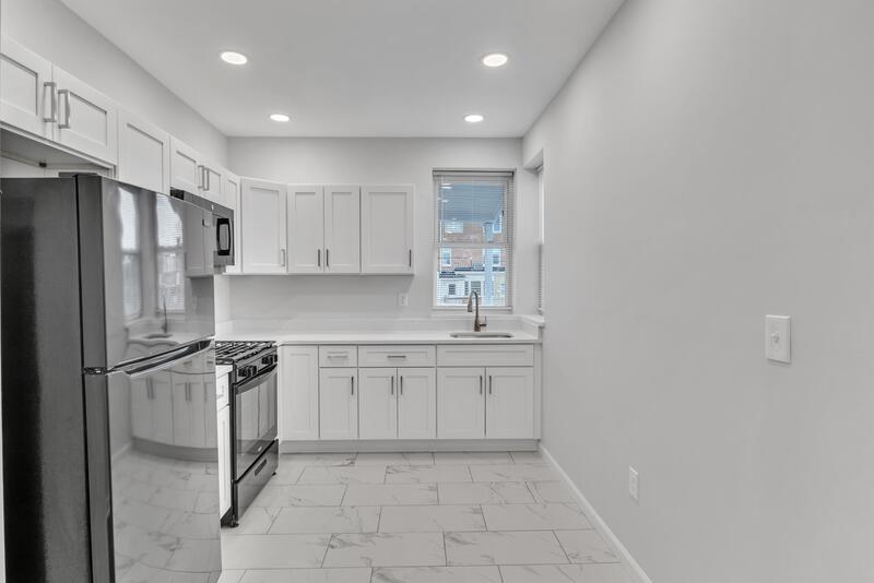 Building Photo - 810 Brooks Ln