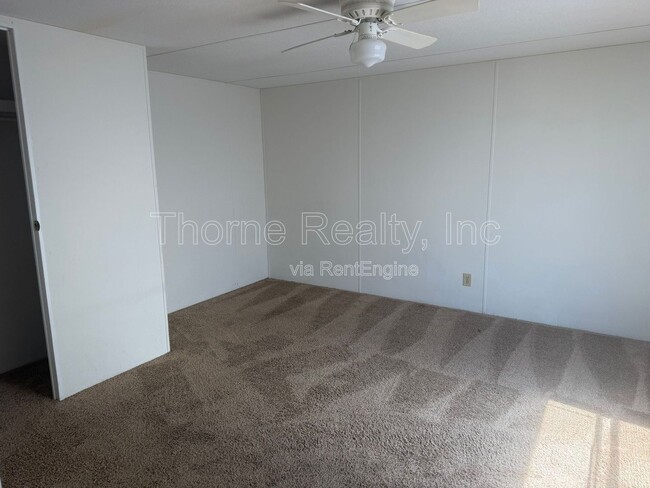 Building Photo - 164 Matts Ln