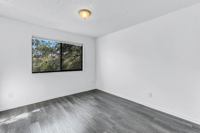 Building Photo - 9222 W Atlantic Blvd