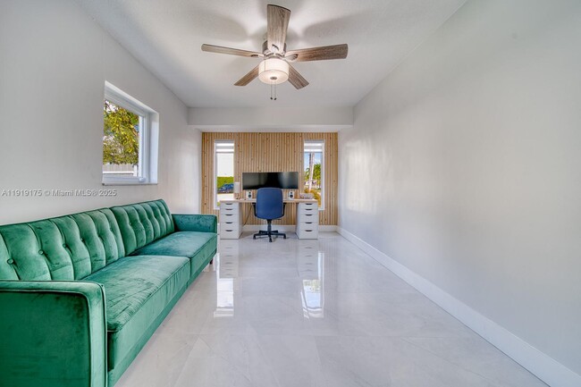 Building Photo - 10520 SW 46th Terrace