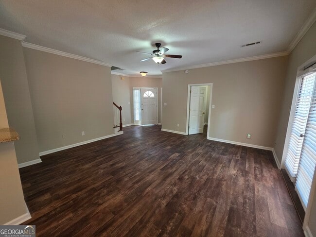 Building Photo - 602 N Fairfield Dr