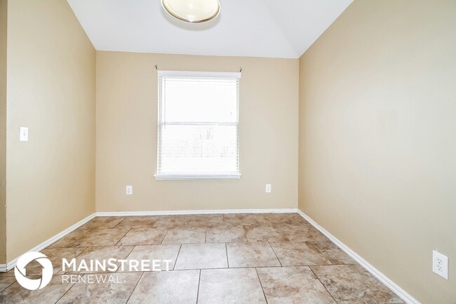 Building Photo - 2916 SE 97th St