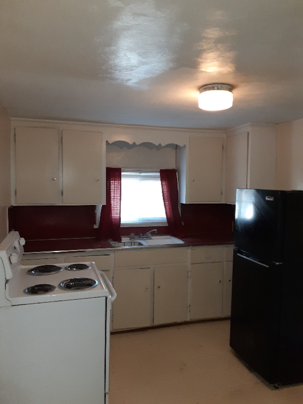 Building Photo - 258 High St