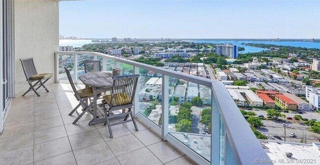 Building Photo - 7330 Ocean Terrace