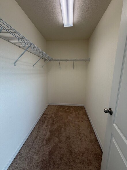Building Photo - 475 Merry Brook Cir