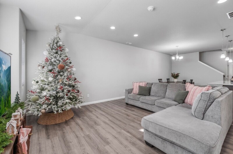 Building Photo - 6115 White Wolf Pt