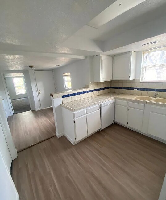 Building Photo - 314 E Ermina Ave