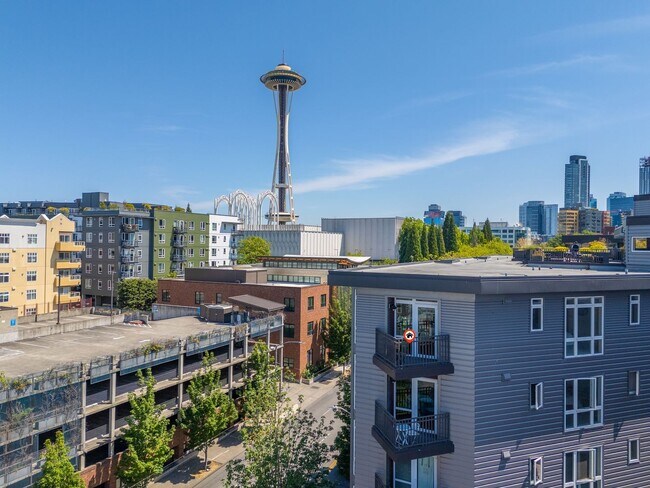 Building Photo - Matae Condominiums - Lower Queen Anne/Bell...