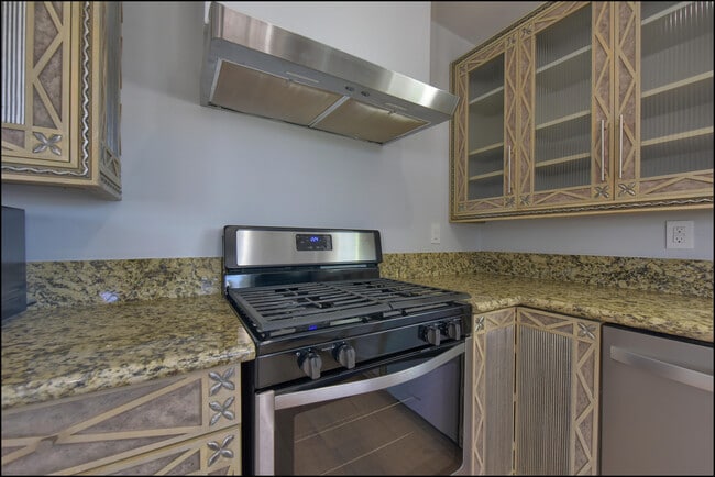 Building Photo - 4326 Manchester Ave