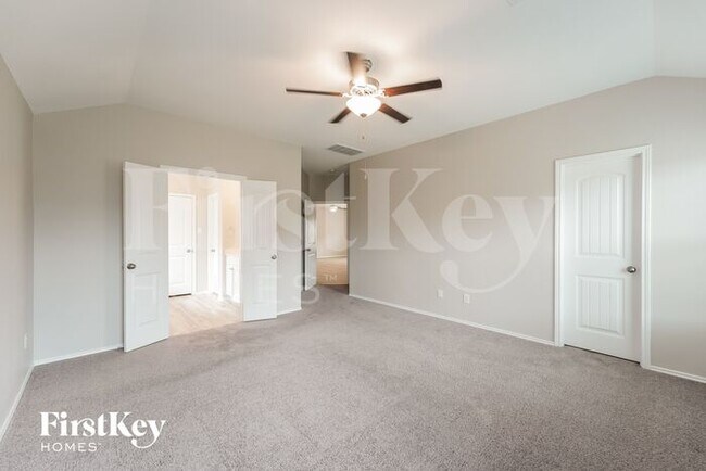 Building Photo - 3211 Calla Lily Trl