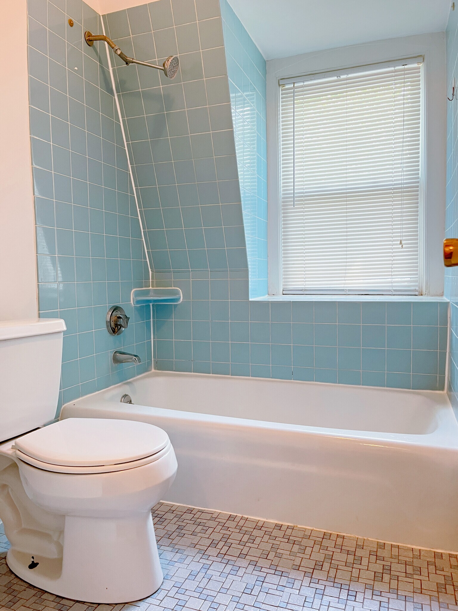 Building Photo - 108 Pearl St