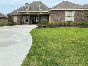 Building Photo - 6110 Myrtle Bay Wy