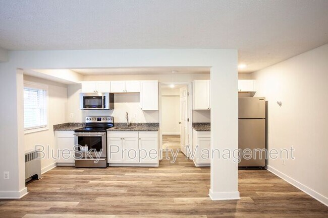 Building Photo - 614 Rock Creek Road