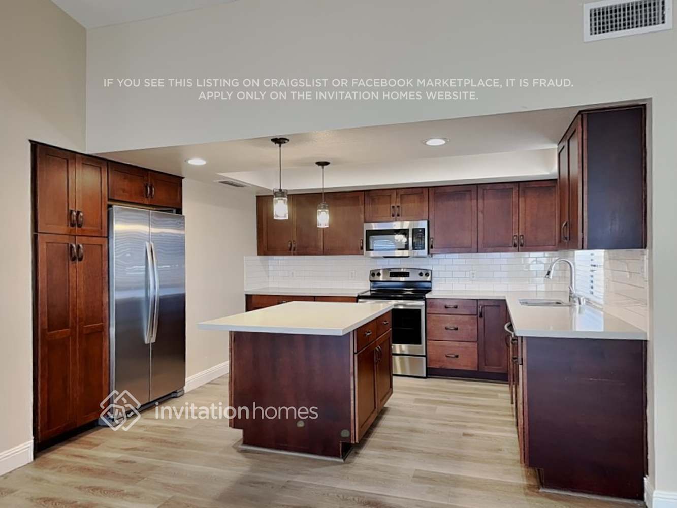 Building Photo - 8428 Mulcahy Ave