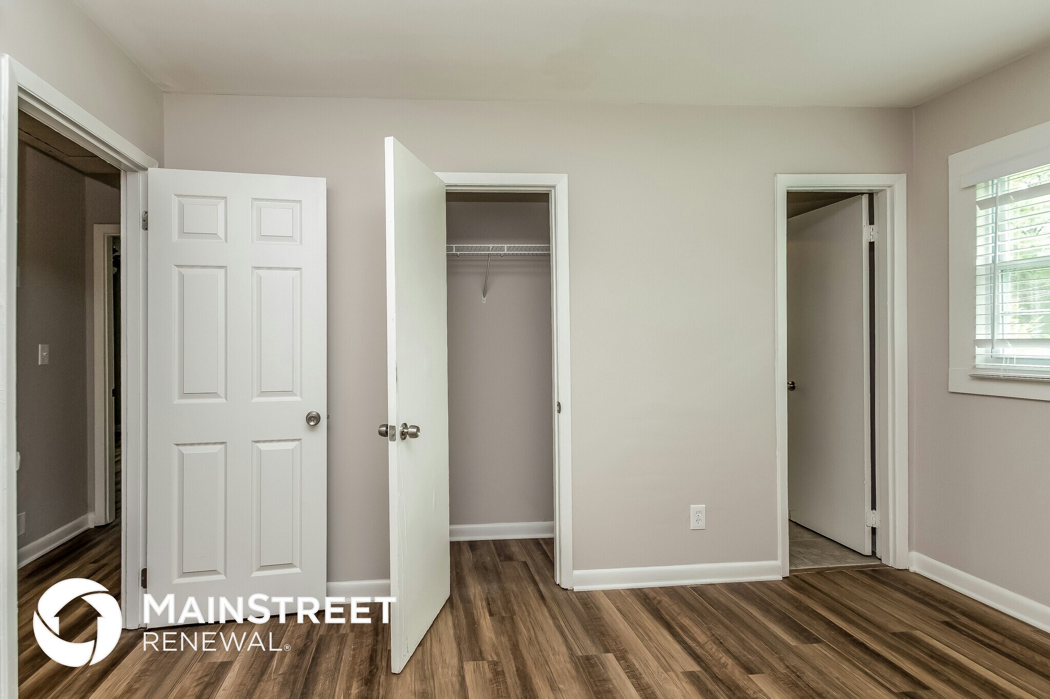 Building Photo - 4069 Rockey Valley Dr