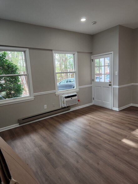 Building Photo - 61 W Oakland Ave