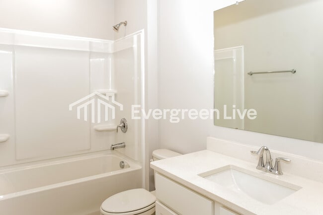 Building Photo - 109 Ashby Pond Dr