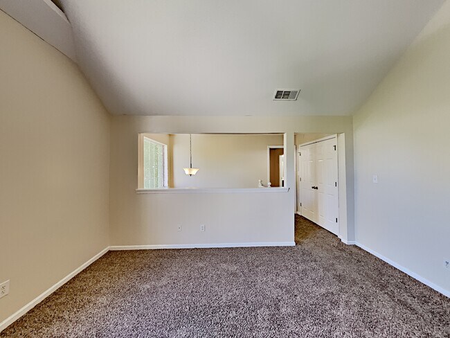 Building Photo - 4319 Caroline Court