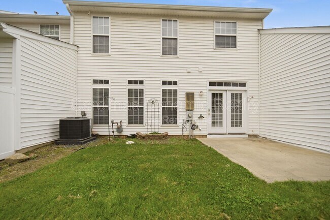 Building Photo - 514 Turning Leaf Way