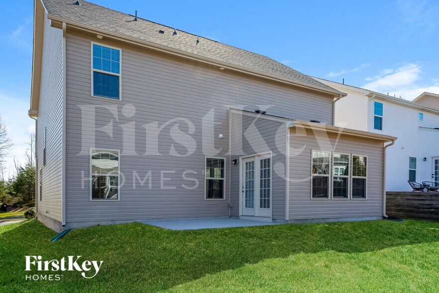 Building Photo - 7357 Elbens Ln SW