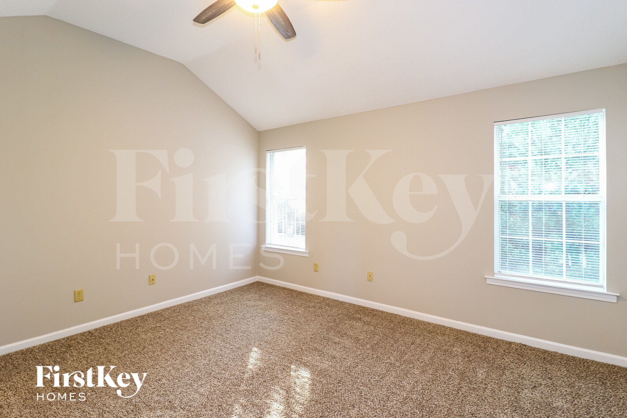 Building Photo - 1411 Carlton Ridge Dr