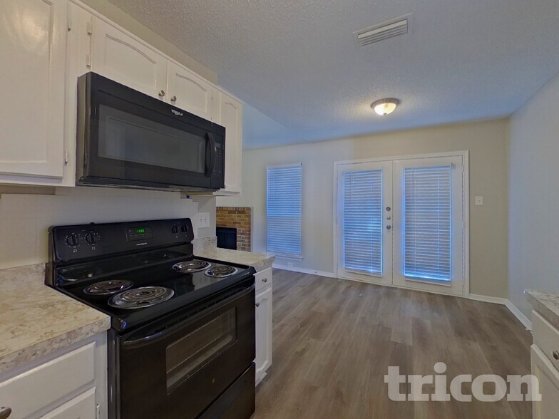 Building Photo - 5620 Oregon Trail Ct