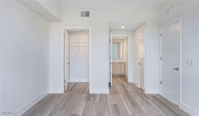 Building Photo - 22980 Vista Edera Cir