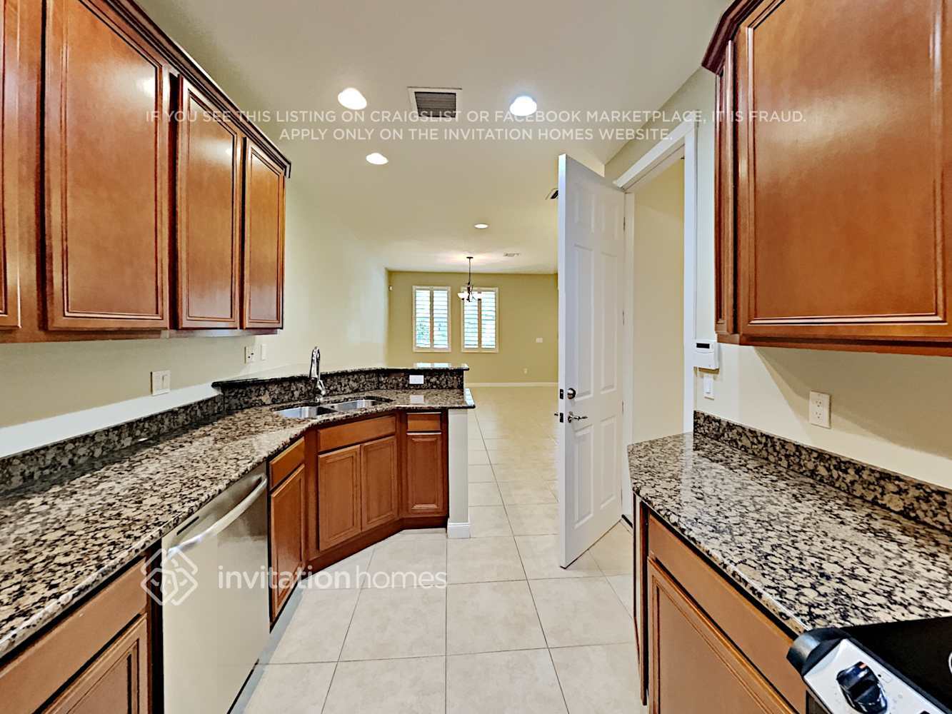 Building Photo - 1204 Dakota Dr