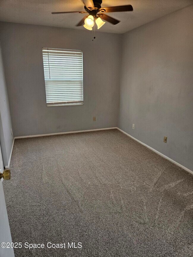 Building Photo - 955 Beechfern Ln