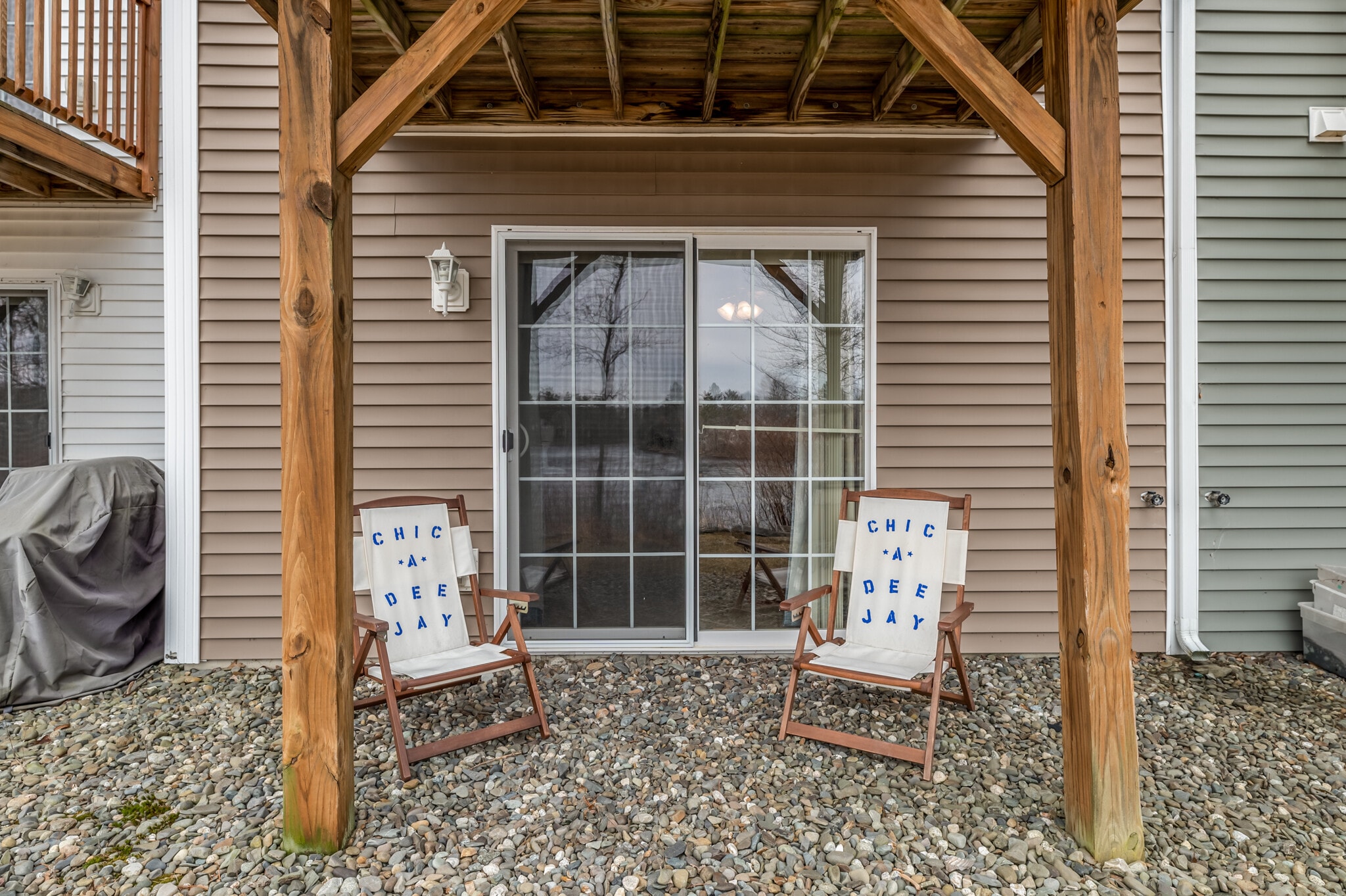 Building Photo - 39 River Village Dr