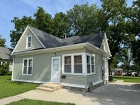 Building Photo - 1107 W 1st St