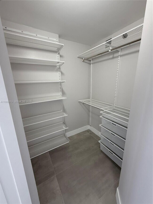 Building Photo - 6767 Collins Ave