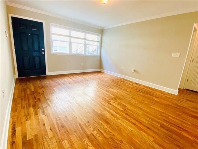 Building Photo - 48 Peachtree Ave NE