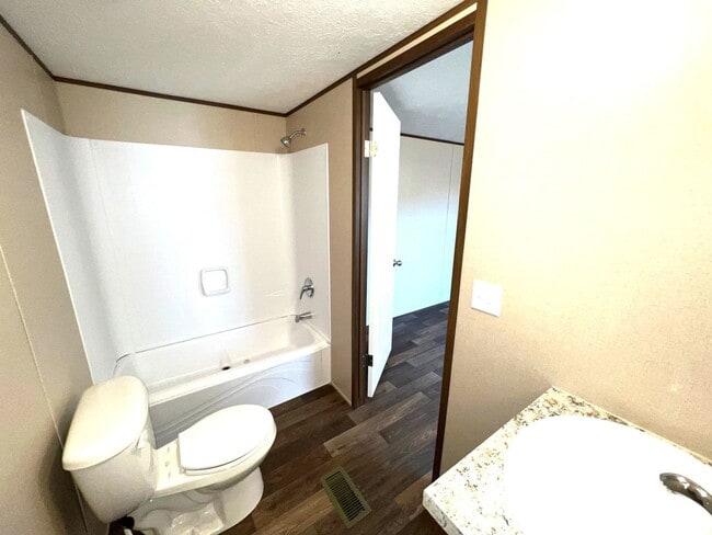 Building Photo - Calhoun Park Lot C9