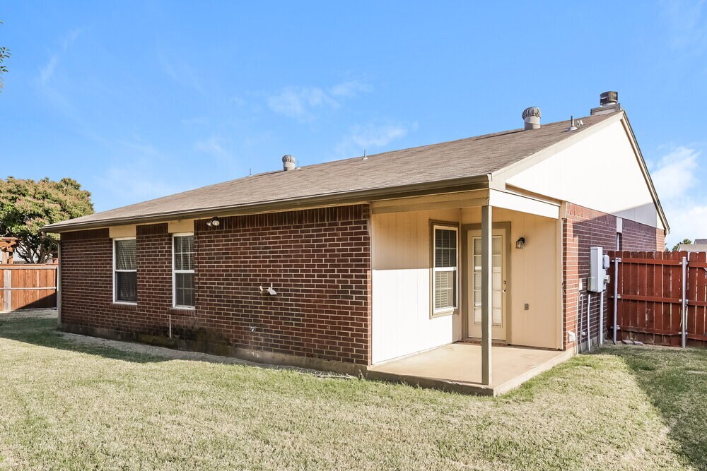 Building Photo - 8736 Eaglestone Way