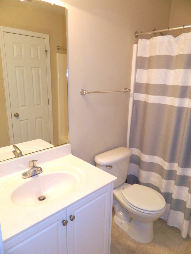 Building Photo - 2014 Kennesaw Way