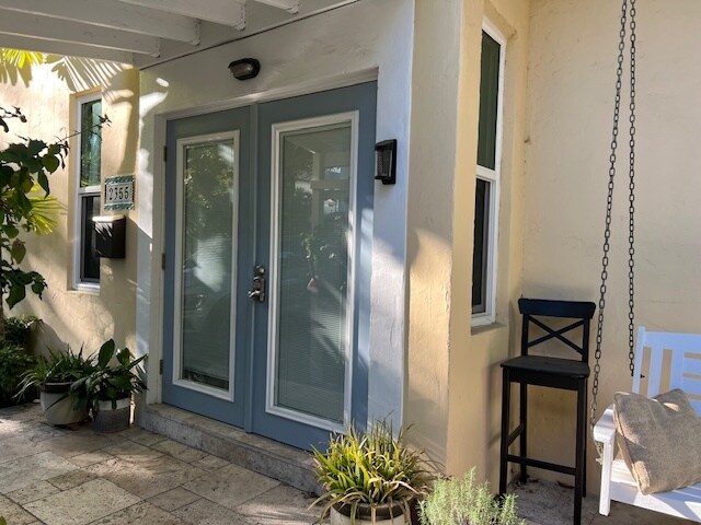 Building Photo - 2355 Tequesta Ln