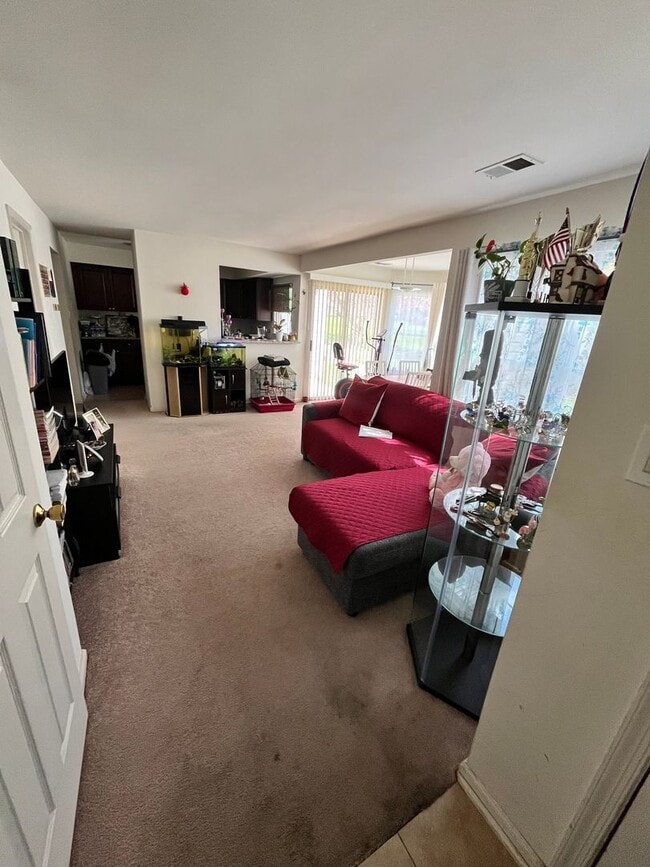Building Photo - 2 Bed 2 Bath Condo in Council Rock School ...