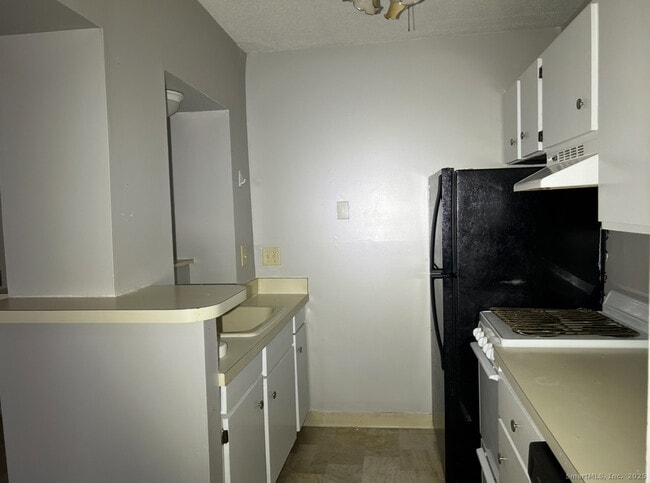 Building Photo - 20 Prospect St