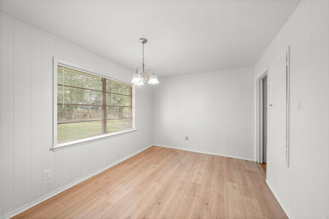 Building Photo - 10615 Seaford Dr