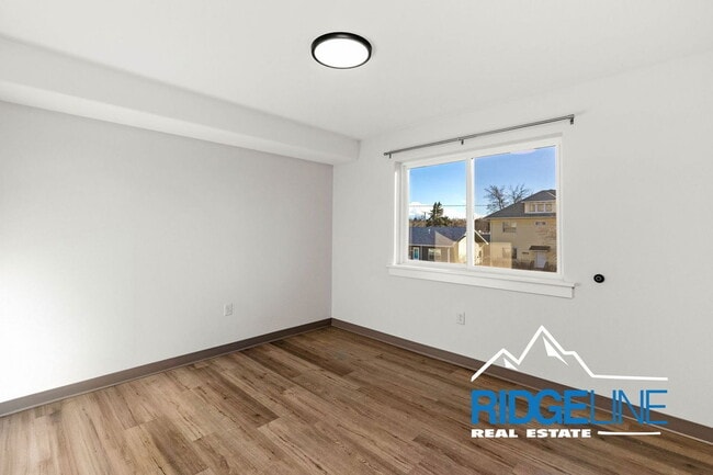 Building Photo - 2501 8th Ave N