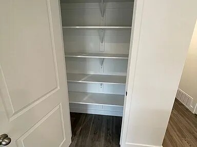 Building Photo - 2939 W LaGrand St