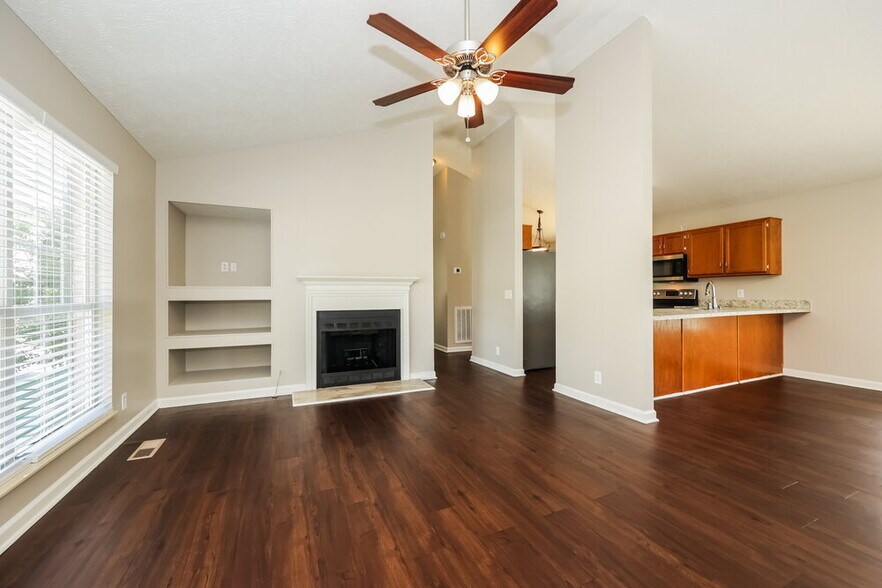 Building Photo - 5712 Cedar Ash Crossing